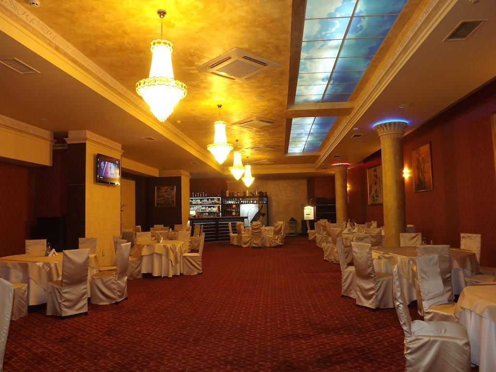 Hotel Bulgaria Petritj Exteriör bild
